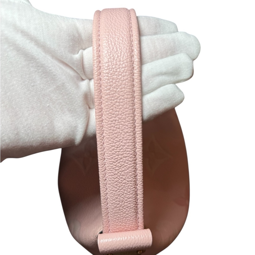 *SOLD* AUTHENTIC/MICROCHIPPED Louis Vuitton: Pink Marshmallow PM Empreinte Bag - Picture 8 of 17